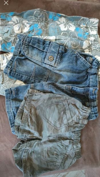 Lot bermudas 3ans