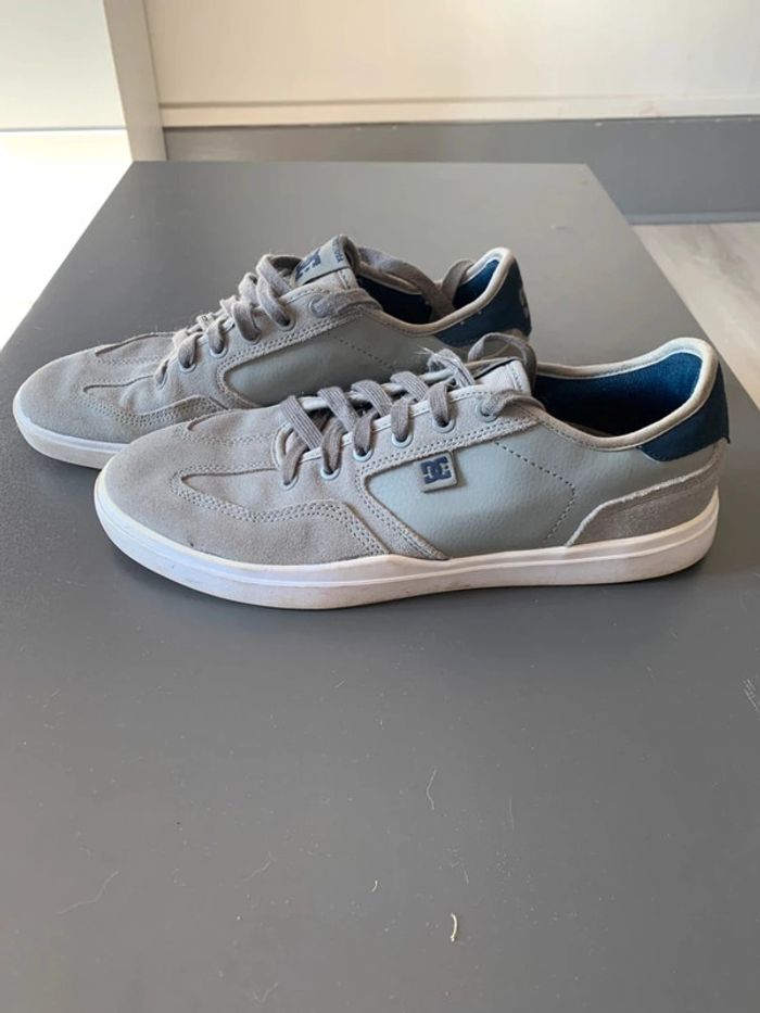 Chaussure grise à lacet homme taille 42 - photo numéro 2