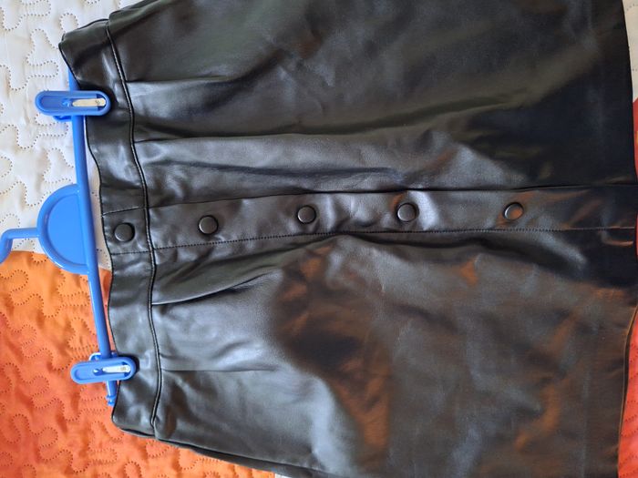 Jupe Skai Taille 38 neuve noire - photo numéro 4