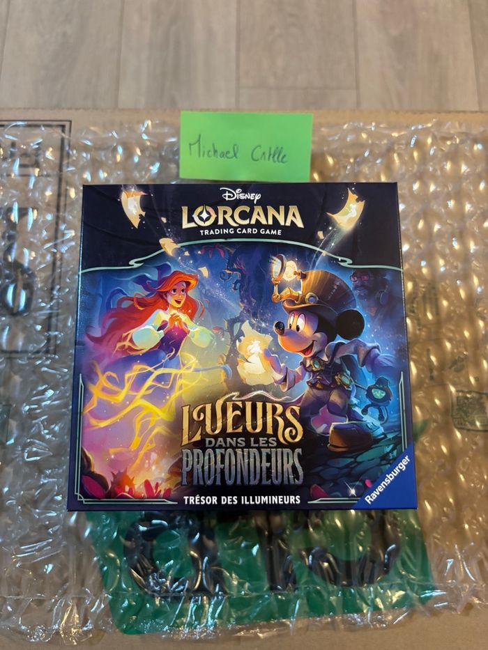 Coffret Lorcana Trésor des Illumineurs - Lueurs dans les Profondeurs