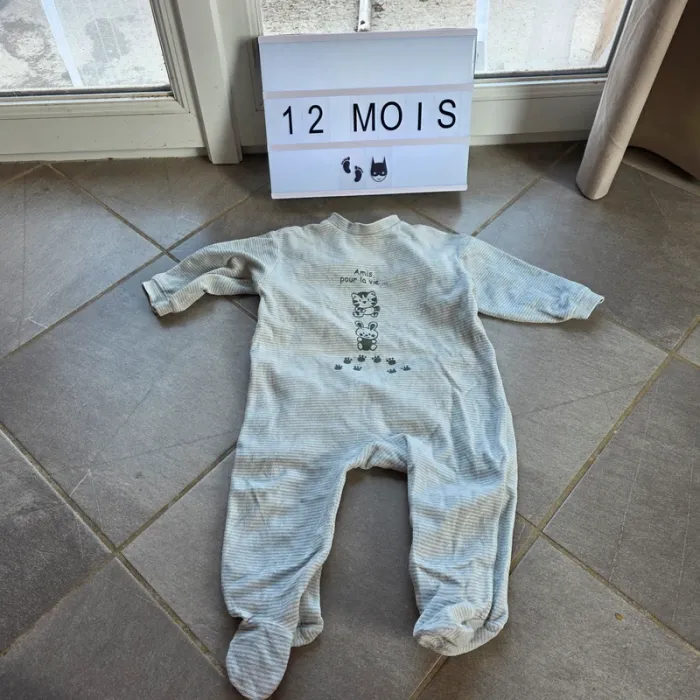 Lot vêtements 9 et 12 mois - photo numéro 14