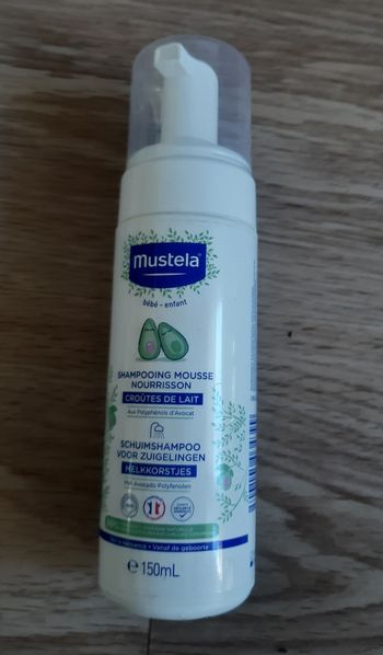 Shampoing nouveau-né mustela 