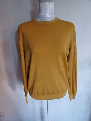 Pull couleur moutarde