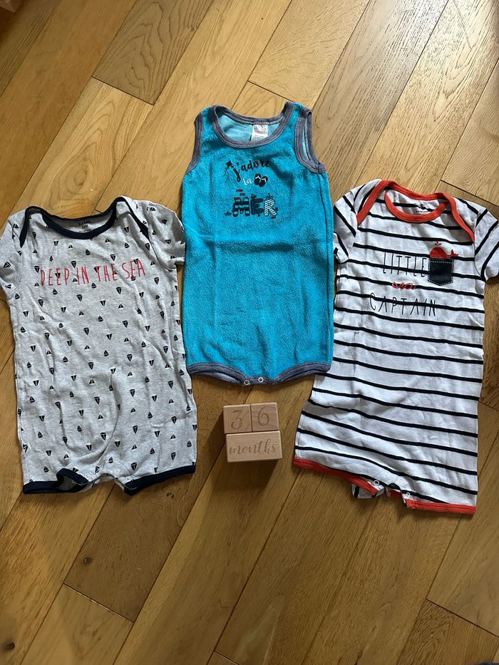 Lot de 3 barboteuse été 36 mois absorba et Kiabi