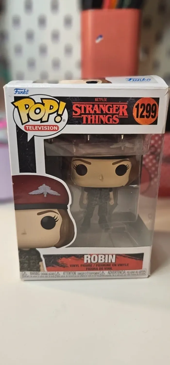 Pop stranger things Robin numero 1299 - photo numéro 2