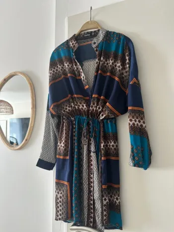 Robe Boohoo taille 36 – Tendance et en très bon état