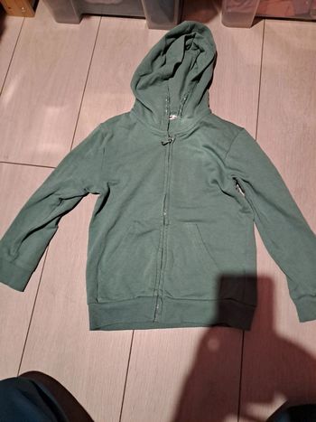 Gilet zippé capuche 6ans
