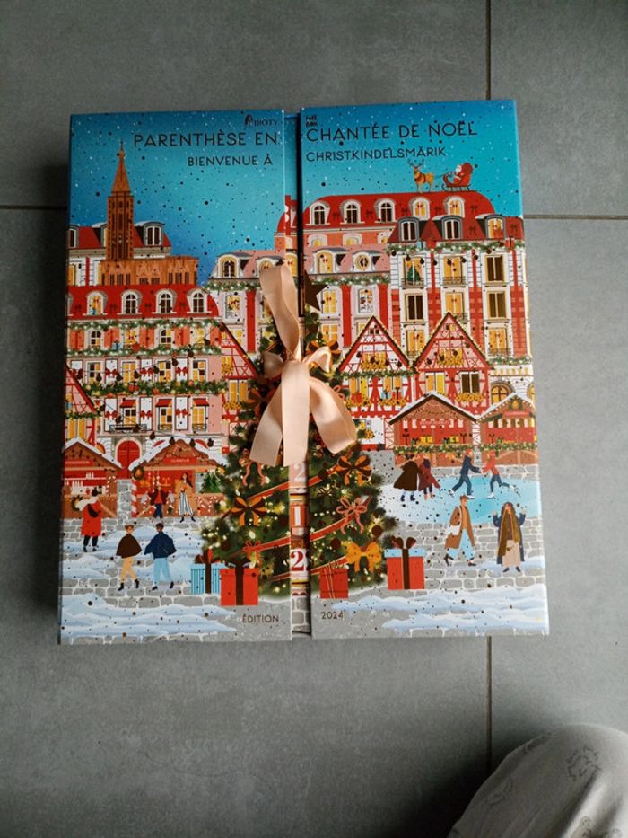 Magnifique calendrier de l'Avent VIDE
