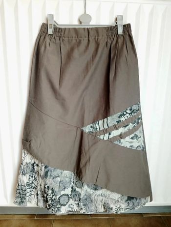 Jupe longue brun gris avec motifs 