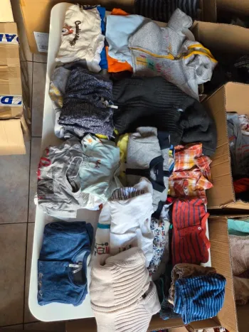 Lot +35 vêtements 6 mois garçon