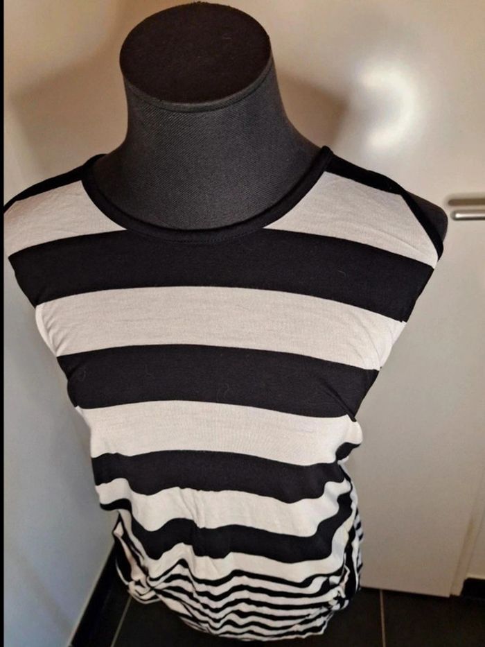 Robe pour femme taille S très bon état - photo numéro 2