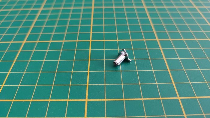 Moyeu axe de roue pièce détachée miniature Bburago Burago Ferrari GTO 1962 1/18 1/18e 1/18ème #C48