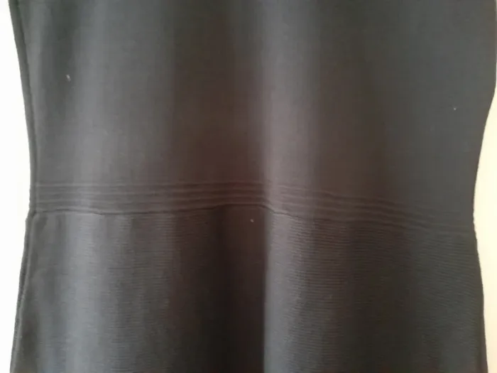 Robe manches courtes plissée au bas - photo numéro 6