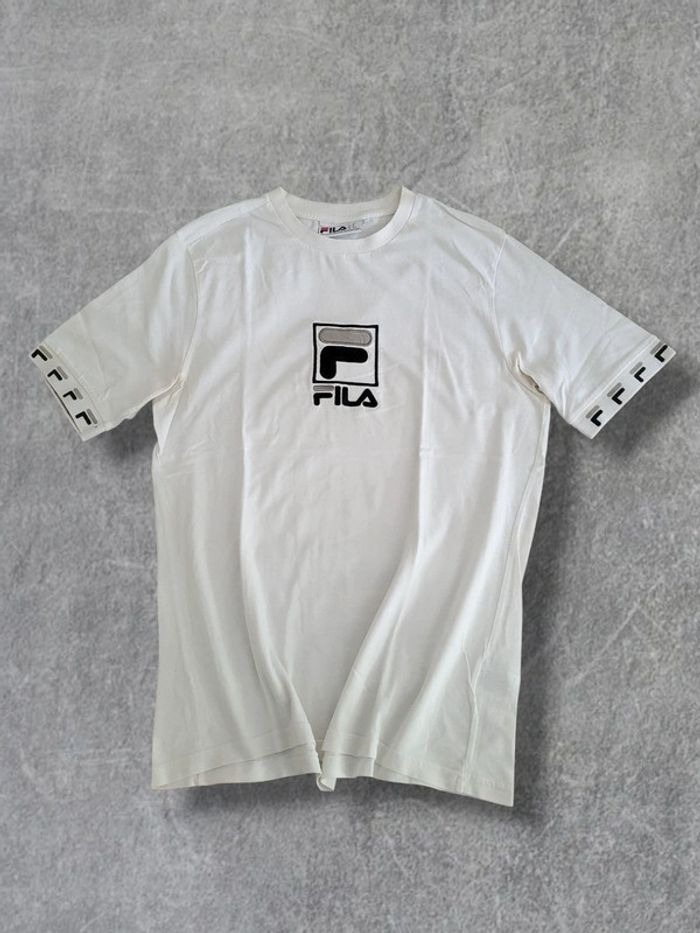 T-shirt Fila vintage blanc logo brodé 100% coton avec QR code - M