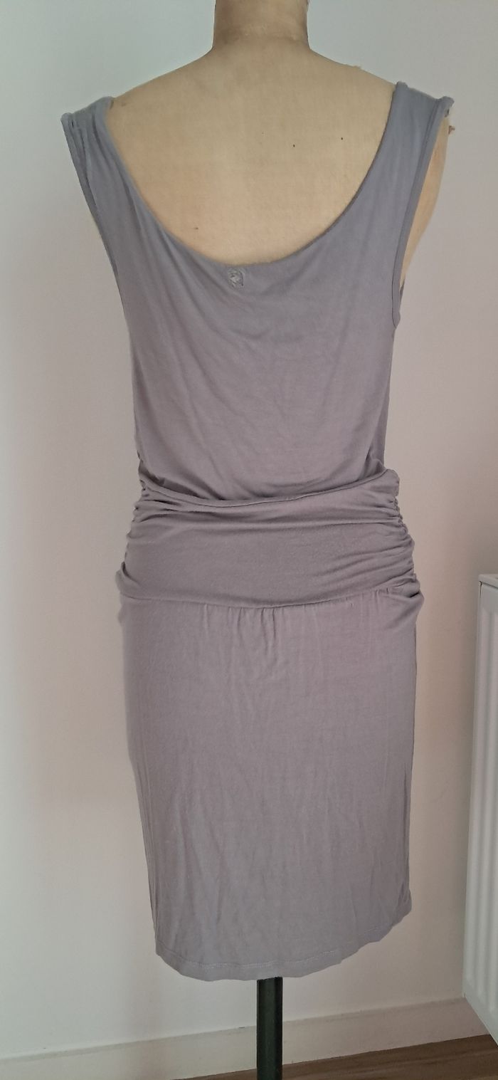 Robe courte - photo numéro 3
