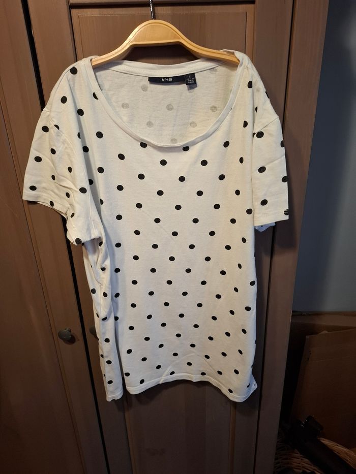 Tee-shirt s - photo numéro 1