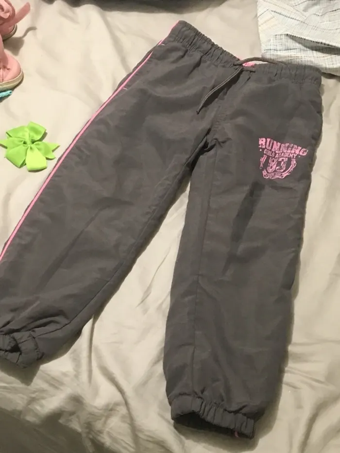 Jogging fille 3 - 4 ans