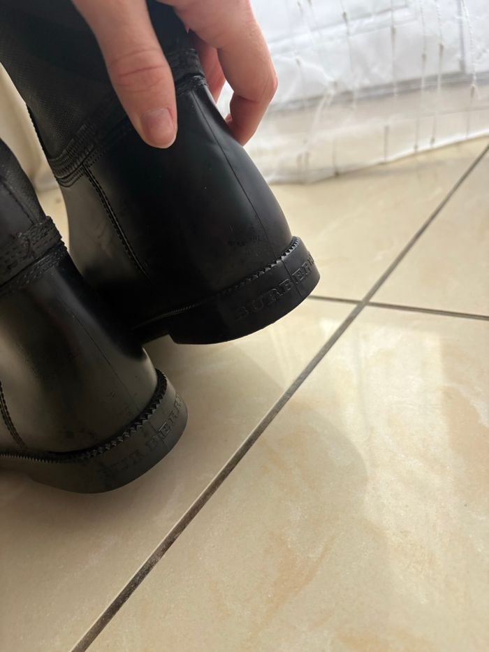Bottes hautes noire Burberry - taille 37 - photo numéro 6