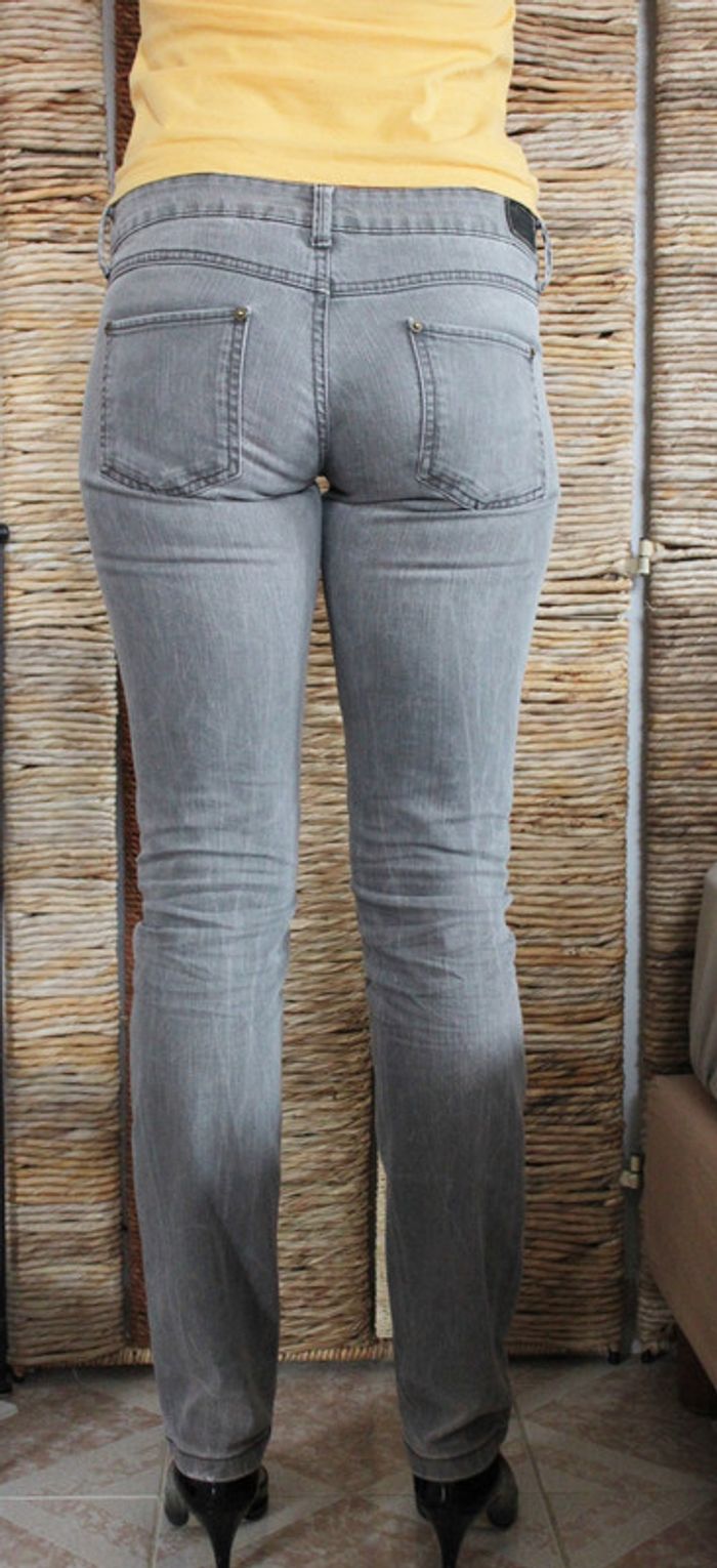 Jean slim Mango gris 38 - photo numéro 2