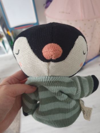 Peluche marionnette pingouin