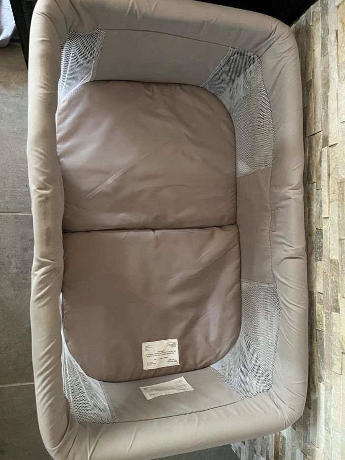 Lit pliant bébé de voyage - photo numéro 3