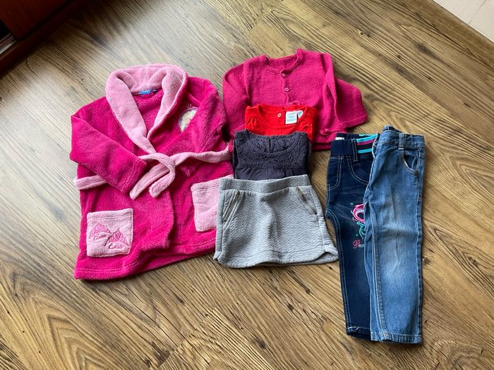 Lot vêtements 2 ans