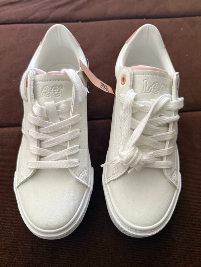 Baskets blanches, neuves Lee. Pointure 36 - photo numéro 8