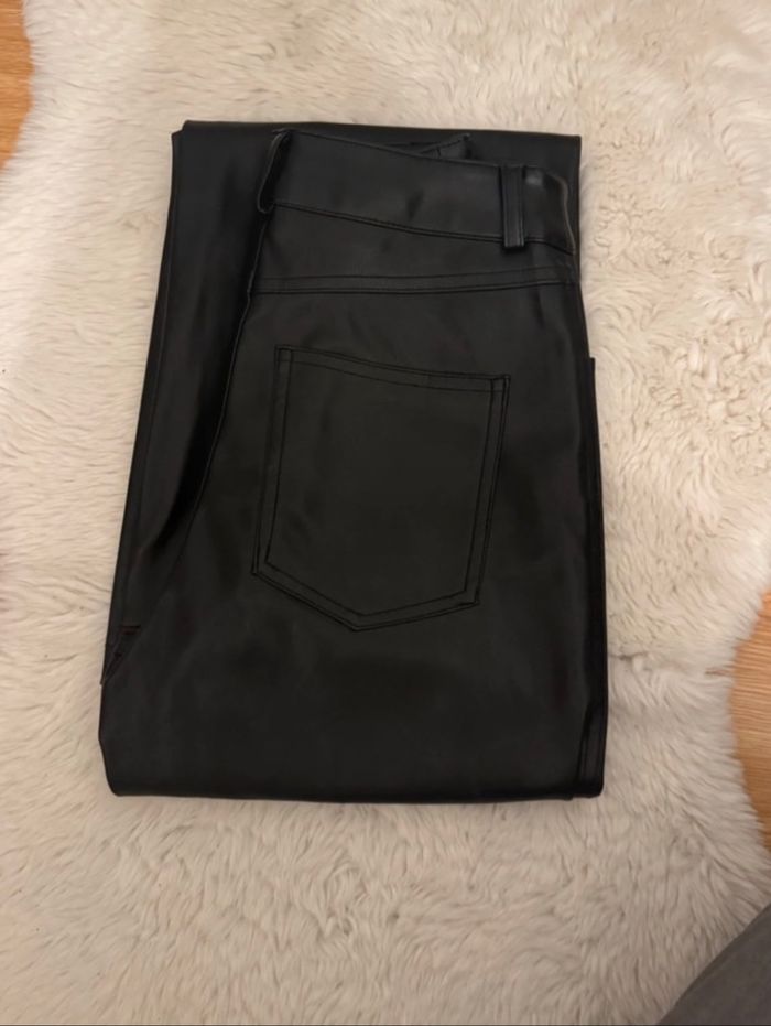 Pantalon droit en similicuir - photo numéro 5