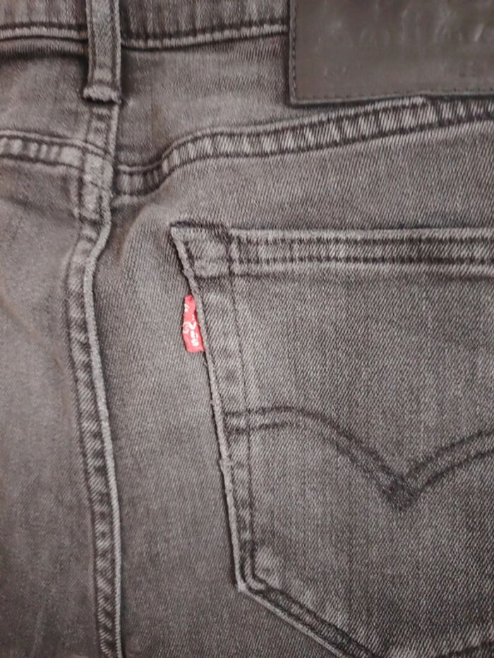 Jean Levi's 519 - photo numéro 11