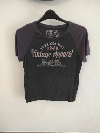 T-shirt homme mauve et gris