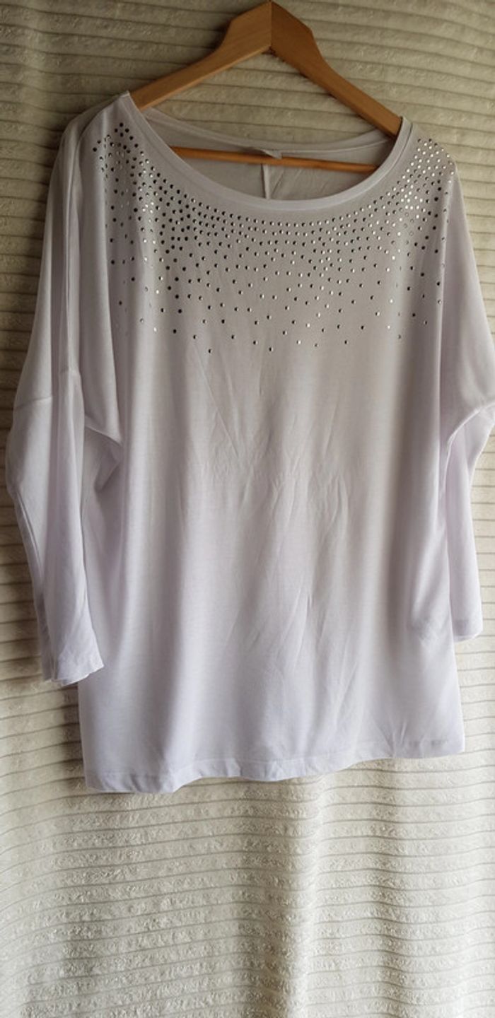 T-shirt blanc cloutée Camaieu