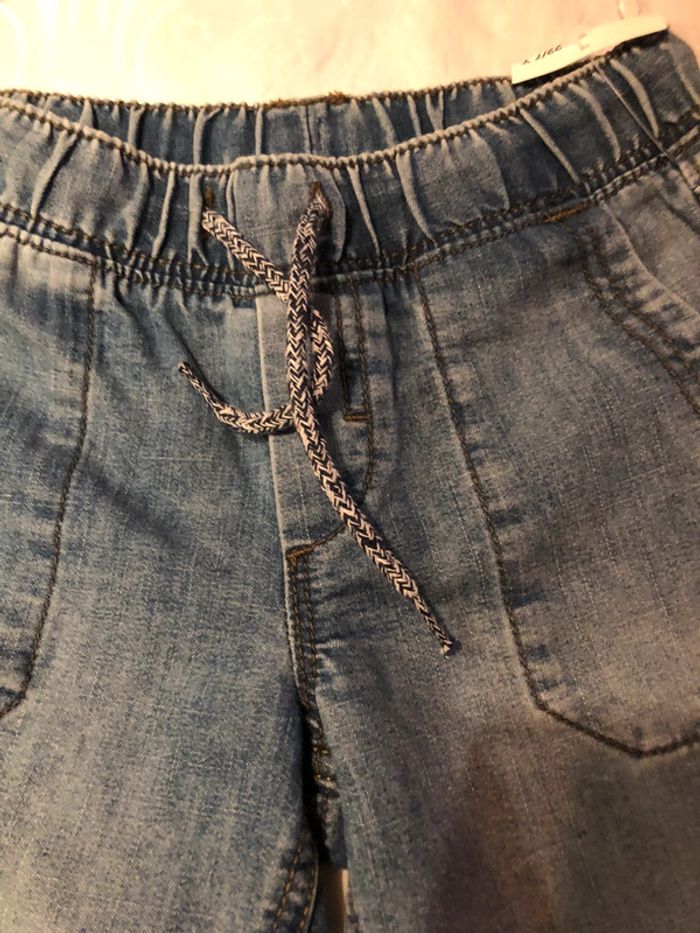 Short en jeans garçon neuf 7 ans