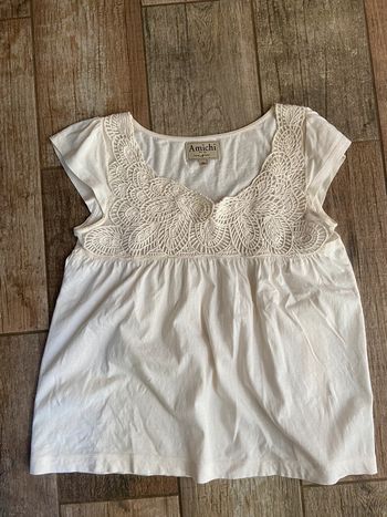 T-shirt avec dentelle broderie beige