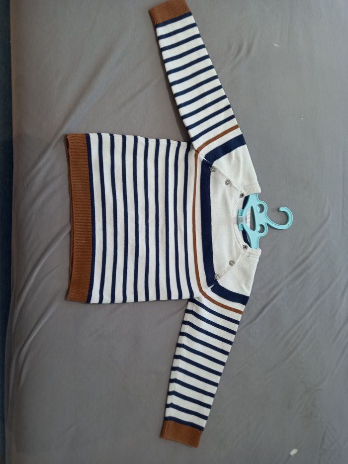 Joli petit pull garçon blanc et rayé 23 mois okaidi - photo numéro 8