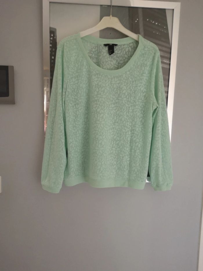 Petit pull aéré
