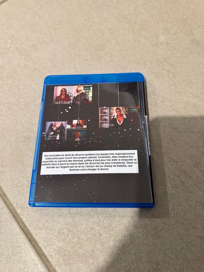 All’S fair intégral saison 1 - photo numéro 2