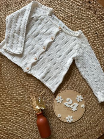 Gilet en laine blanc - taille 24 mois