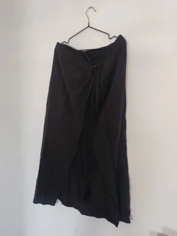 Jupe effet lin taille 44 anneau devant mi longue neuve sans étiquette