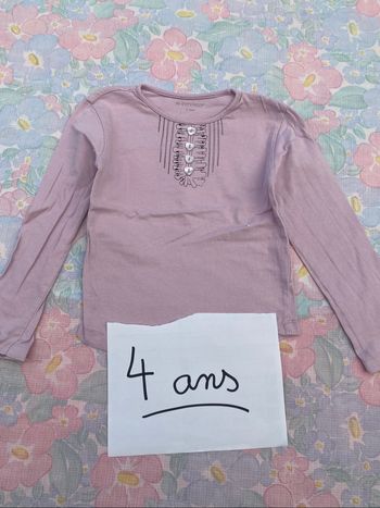 Teeshirt pull manches longues haut 4 ans