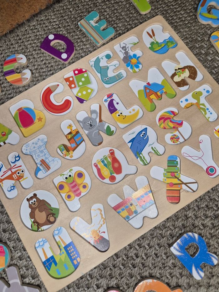 Puzzle alphabet en bois - photo numéro 4