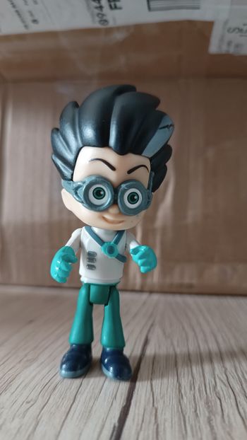 Pyjamasques figurine articulée Roméo 