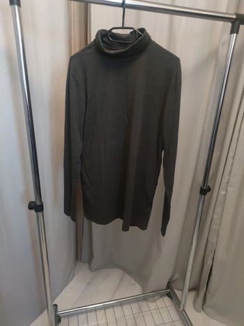 Tee shirt col roulé