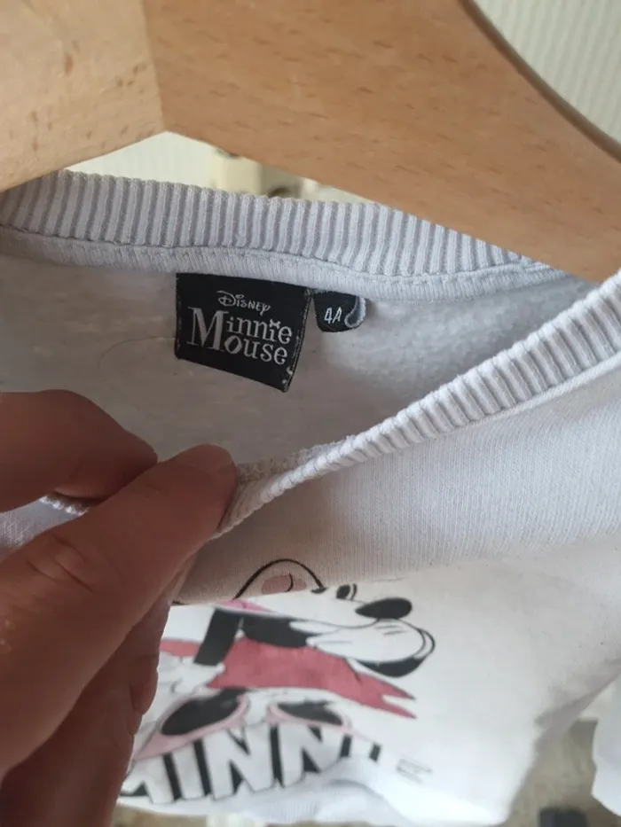 Pull minnie 4ans - photo numéro 2