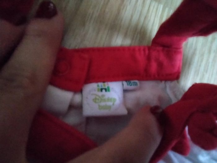 Débardeur blanc bretelles rouges. Disney Baby. Bebe 18 mois - photo numéro 5