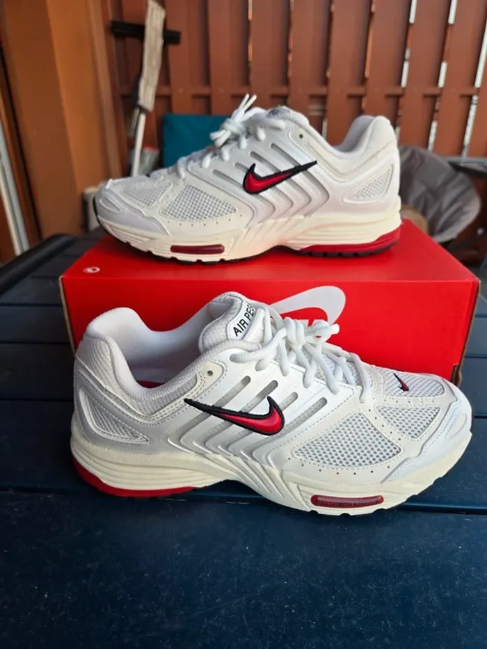 Nike air pegasus 2005 neuves taille 42,5 - photo numéro 2