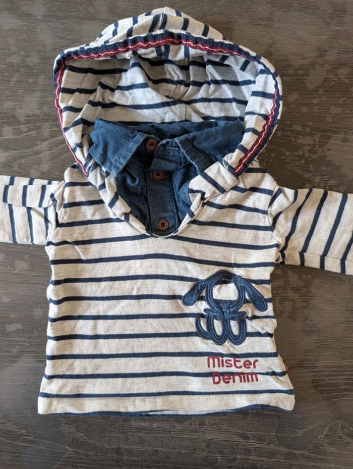 Sweat capuche rayé chemise