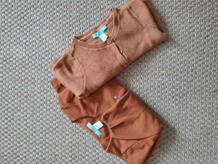 Gilets bébé 12 mois - photo numéro 2