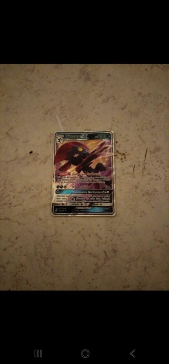 Carte pokemon dimoret gx