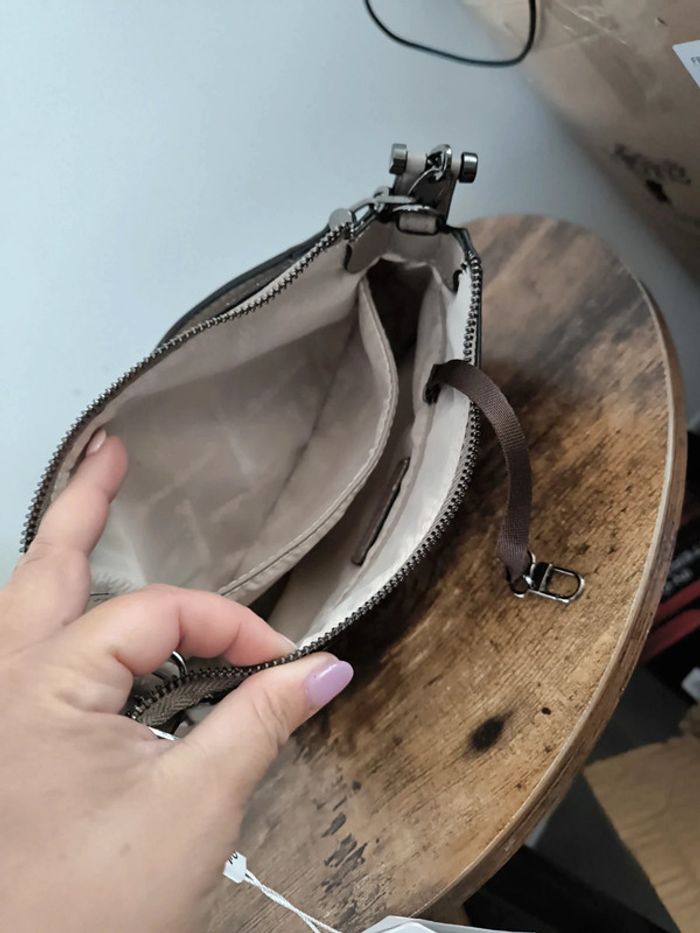 Sac Marina Galanti – Suédine et simili cuir beige  neuf - photo numéro 3