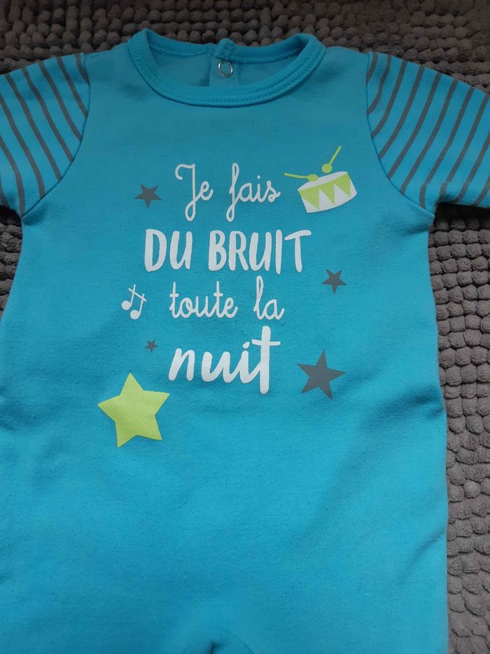 Pyjama Gémo 1 mois - photo numéro 2